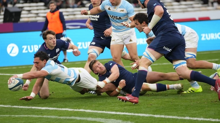 El choque de Los Pumas ante Escocia en el Kempes. Foto: Lucio Casalla / ElDoce.tv.