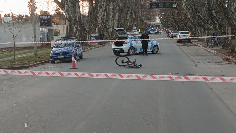 El choque fatal sacudió a Colonia Caroya.
