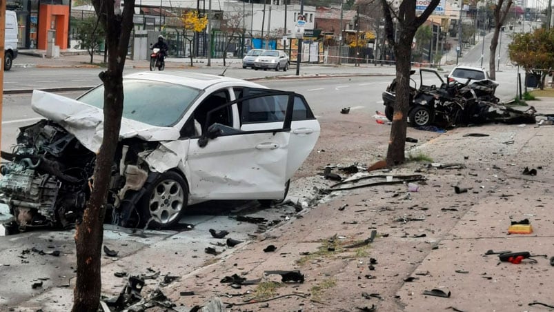 El choque ocurrió a las 2:45 del domingo. 