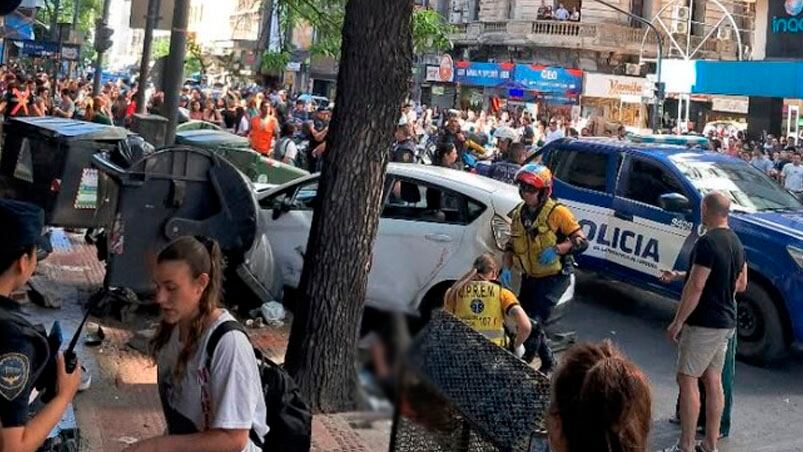 El choque ocurrió en avenida General Paz y 9 de Julio, pleno centro de Córdoba.