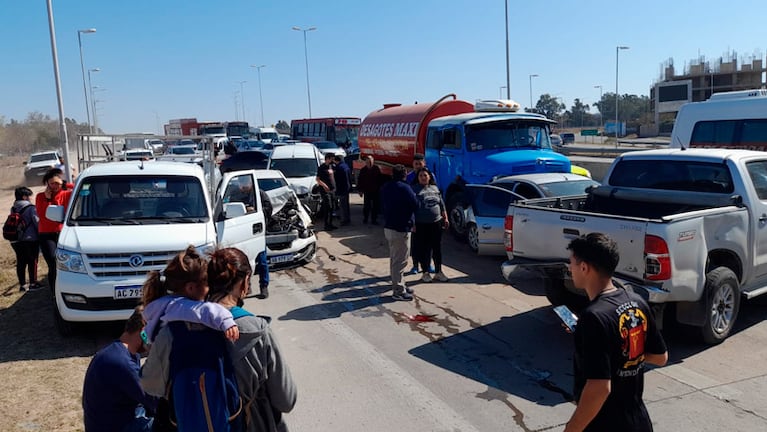 El choque ocurrió en la avenida Colón.