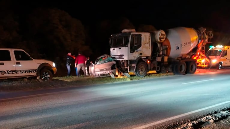 El choque se produjo sobre la ruta provincial 13. Foto: FM Identidad Las Varillas.
