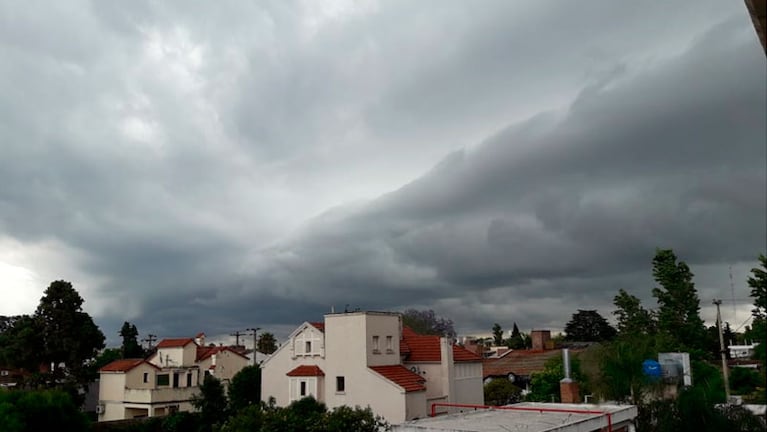 El cielo estará totalmente cubierto este martes.