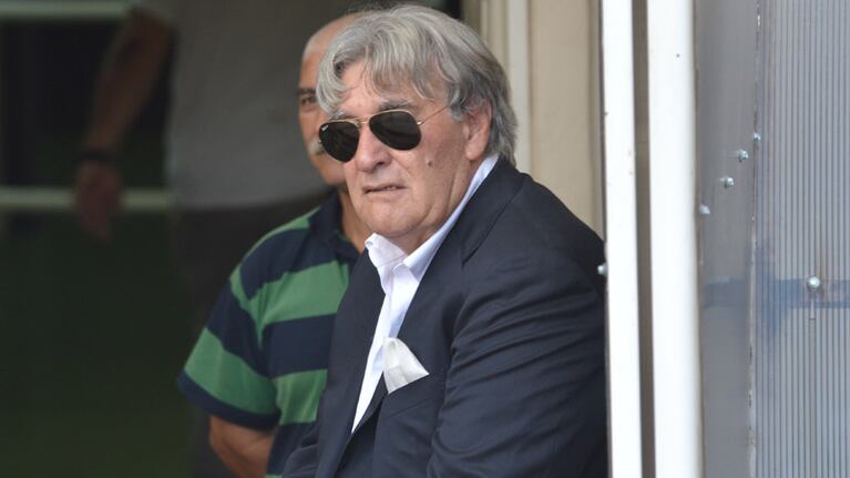El cigarrillo le jugó una mala pasada a Armando Pérez. Foto: Lucio Casalla / ElDoce.tv