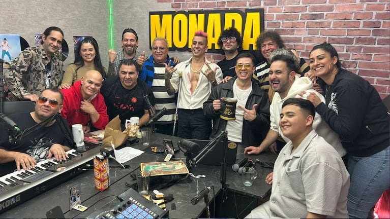 El Clan y El Fran en El Show de La Monada.