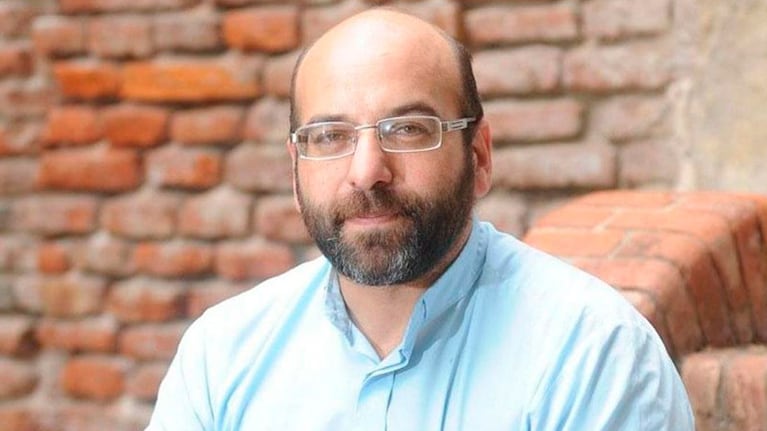 El clérigo dijo que los narcos siguen organizando la realidad en muchos barrios.
