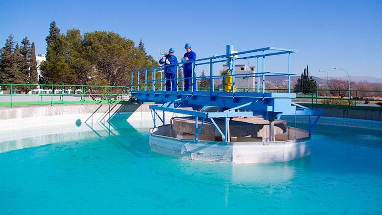 El cloro, un aliado de tu salud: su importancia en el agua que consumís