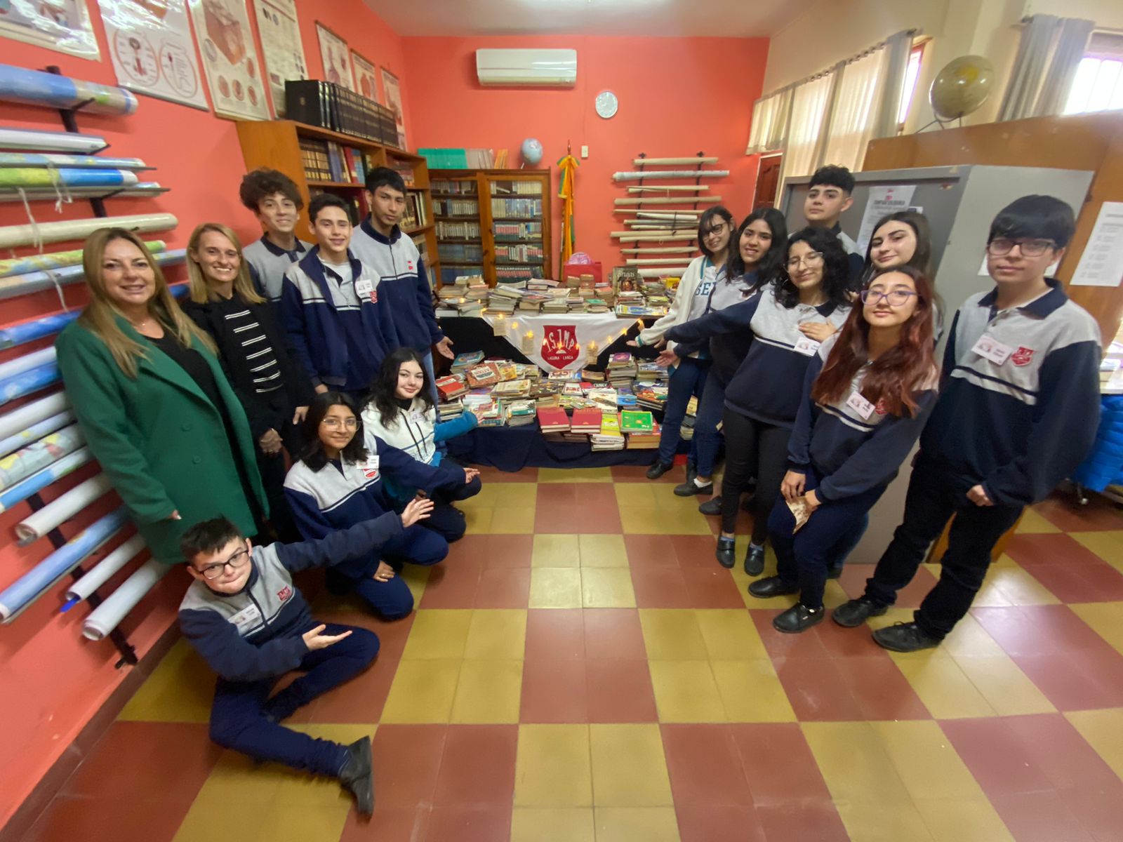 El club de lectores de la escuela se comprometió con la causa. Foto: Luchi Ybañez.