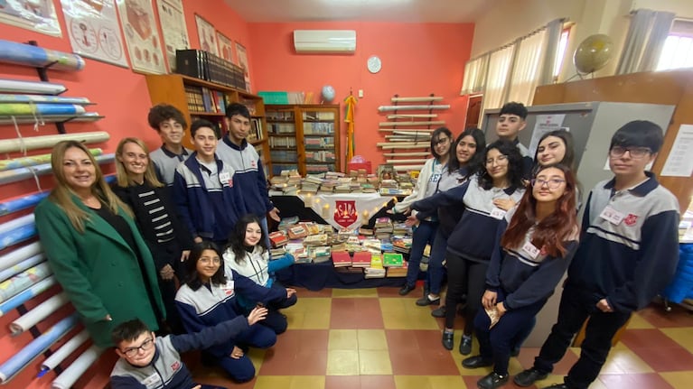 El club de lectores de la escuela se comprometió con la causa. Foto: Luchi Ybañez.
