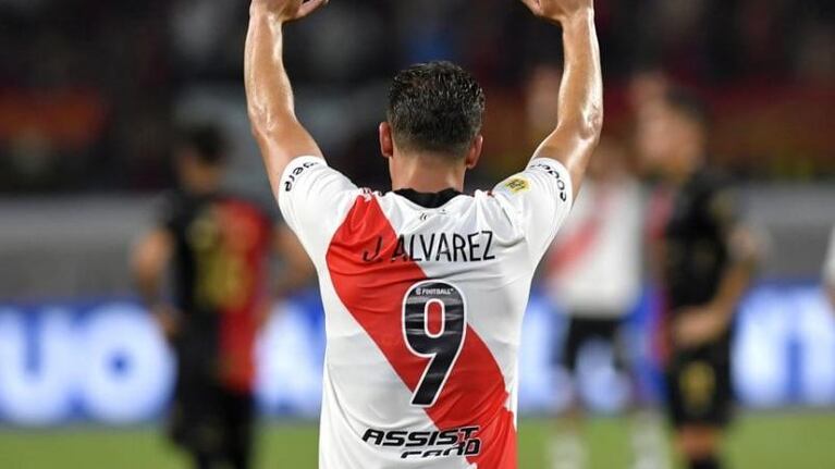El club inglés que quiere al cordobés Julián Álvarez