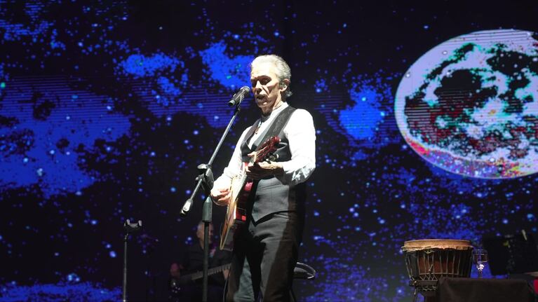 El color de la primera noche de Jesús María. Foto: Lucio Casalla/El Doce.