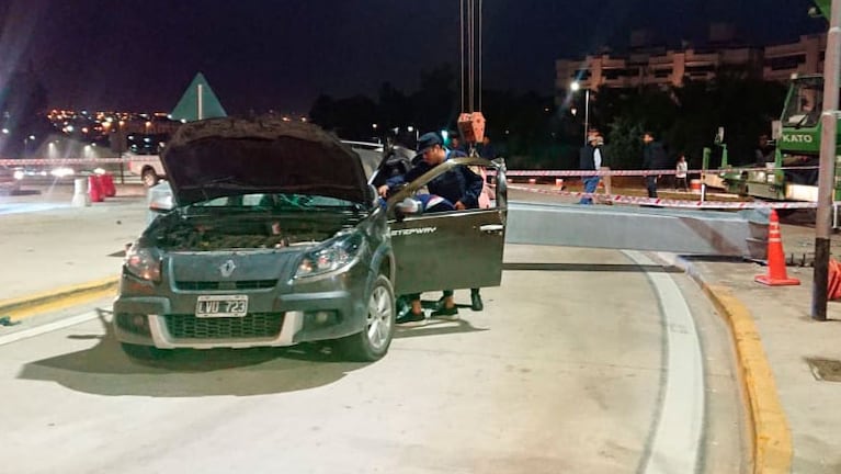 El conductor continúa internado en el Hospital de Urgencias.