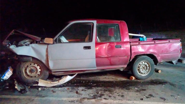El conductor de la camioneta falleció en el lugar. Foto: gentileza Cristian Gastón Alegre.