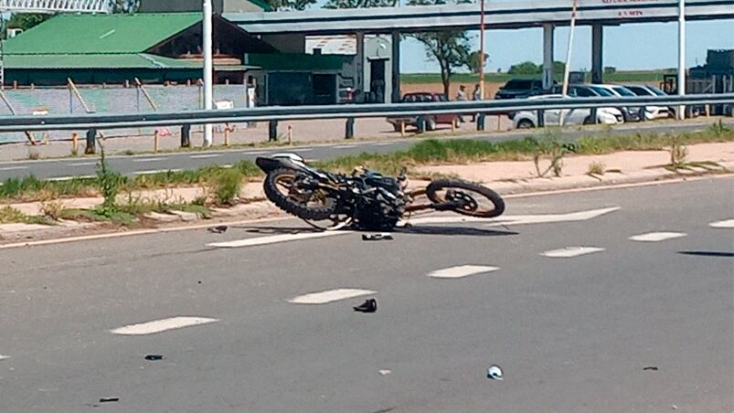 El conductor de la moto murió en el acto.