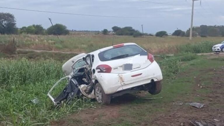El conductor del Peugeot 208 falleció en el lugar.