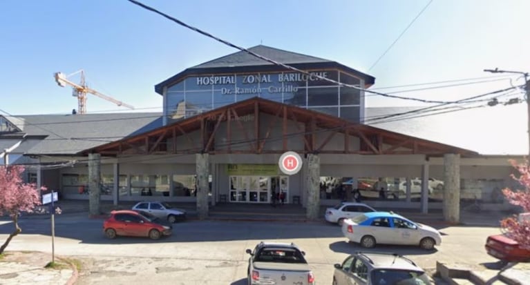 El conductor fue derivado al Hospital Ramón Carrillo tras el accidente.