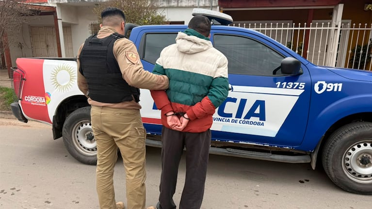 El conductor fue detenido tras la denuncia de la joven.