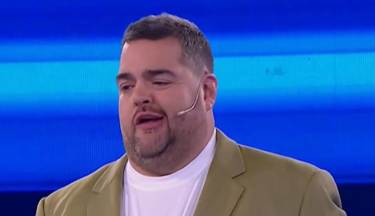 El conductor no se pudo contener tras las respuestas de un participante.