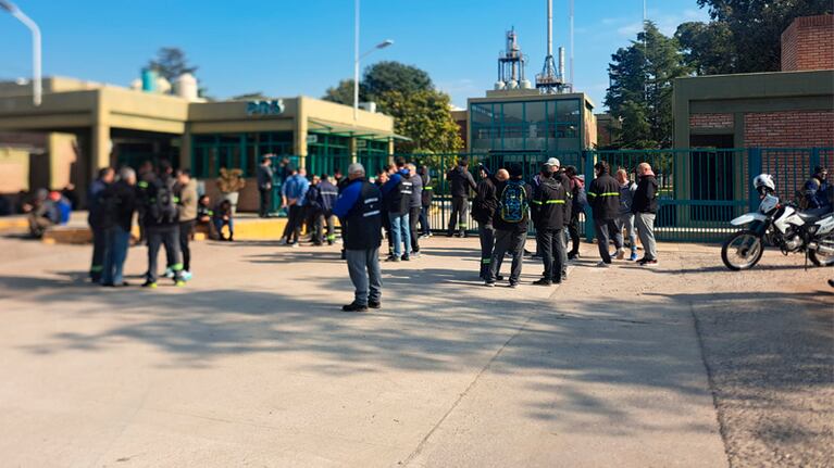 El conflicto por despidos en Petroquímica Río Tercero. Foto: Juan Pablo Lavisse / El Doce.