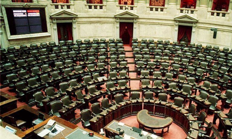 El Congreso cuesta mucho y hace poco