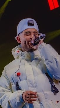 El conmovedor gesto de Ulises Bueno para “La Moza”, la banda que se hizo viral por cantar para una persona