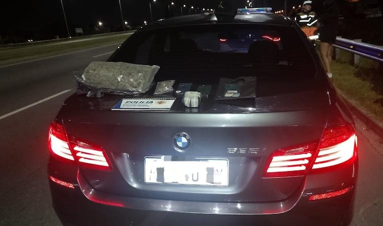 El control de rutina acabó con cuatro detenidos en la Circunvalación.