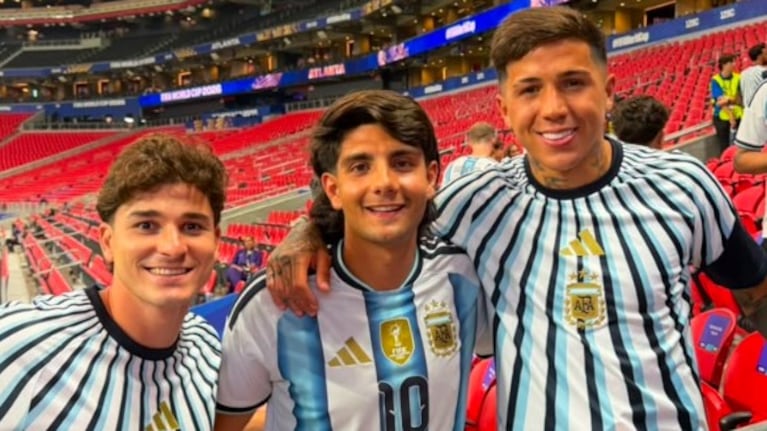 El cordobés estuvo con la Scaloneta después de la remontada con Egipto.