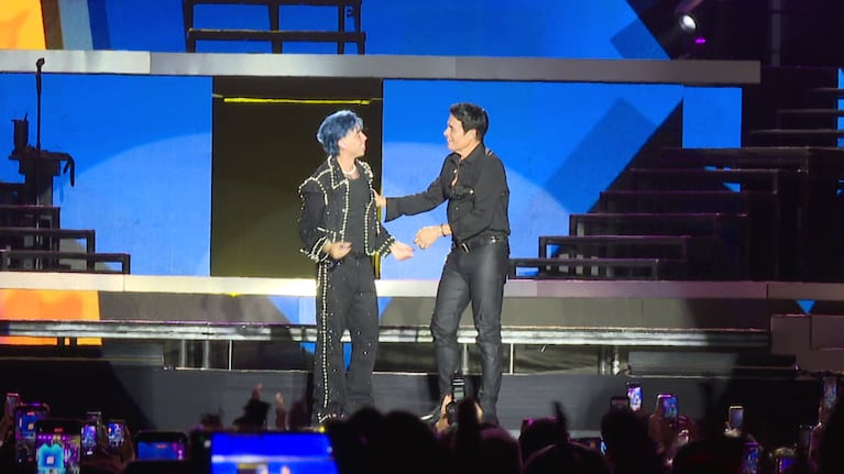 El cordobés estuvo invitado en el show de Chayanne y generó la ovación del público.