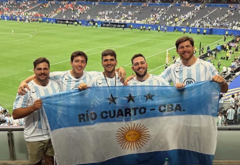 El cordobés se llevó un regalazo del partido ante Egipto.
