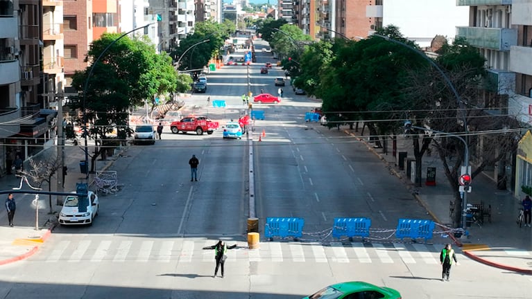 El corte de tránsito en Boulevard San Juan. Foto: Emmanuel Cuestas / El Doce.