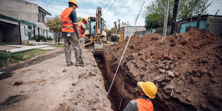 El corte se debe a obras en un colector cloacal.