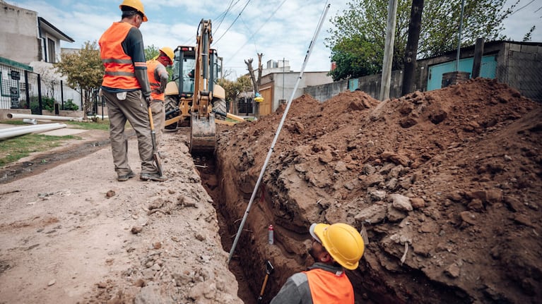 El corte se debe a obras en un colector cloacal.