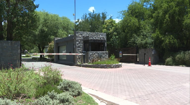 El country en el que robaron está en La Calera.