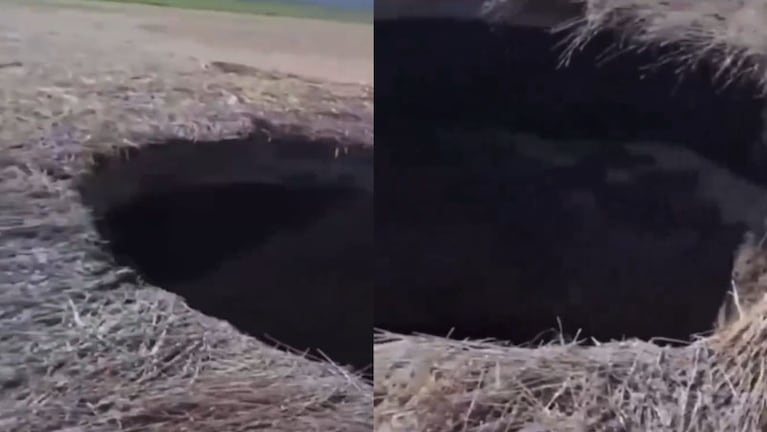 El cráter que apareció en un campo ruso.