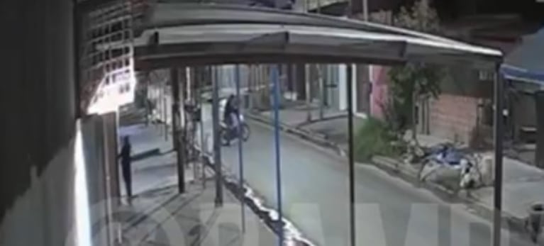 El crimen ocurrió en La Matanza y el Policía de CABA quedó detenido.