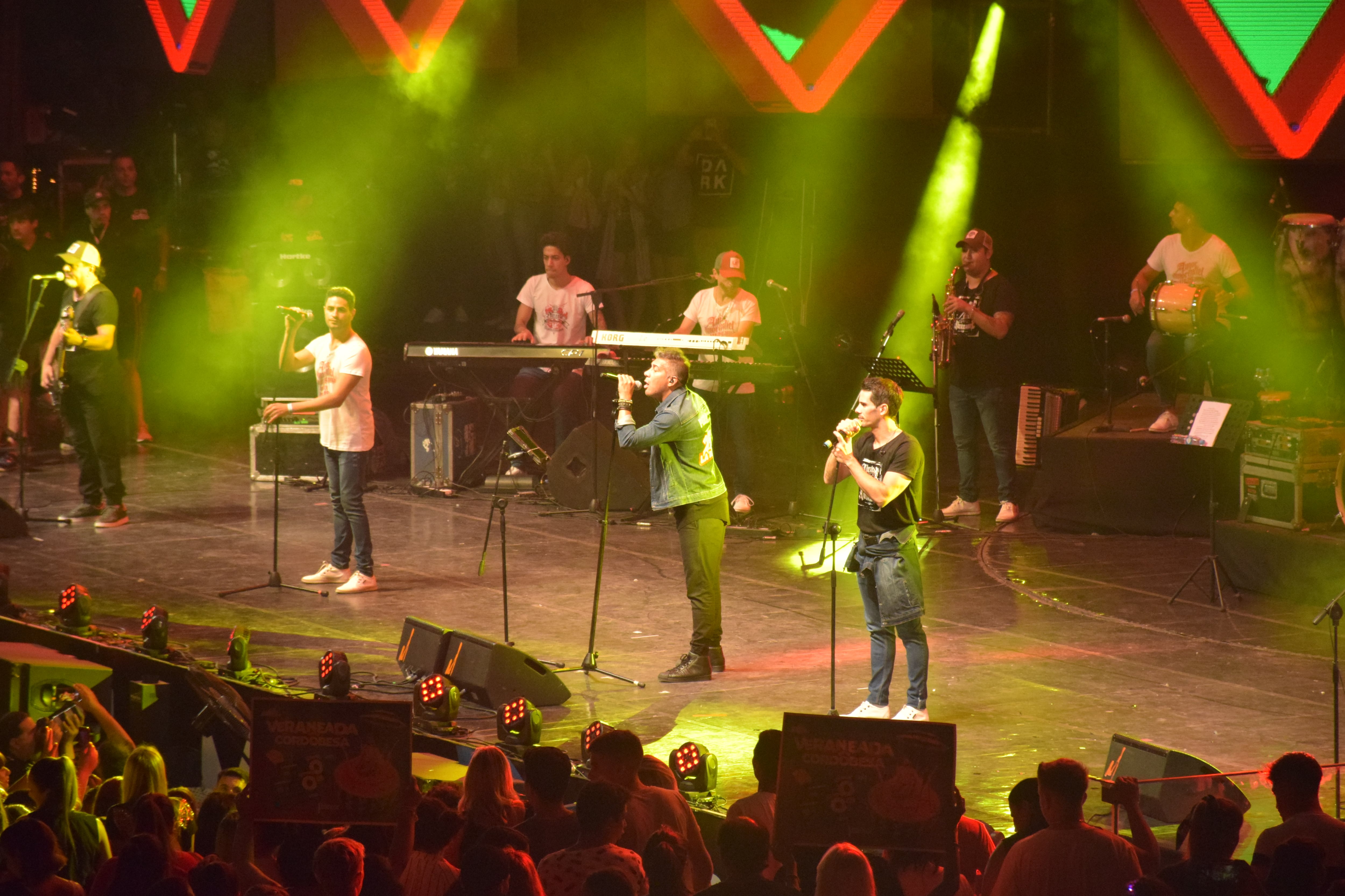 El cuarteto se lució en una noche de oro para el Festival de Peñas. Foto: Dahy Terradas/Eldoce.tv