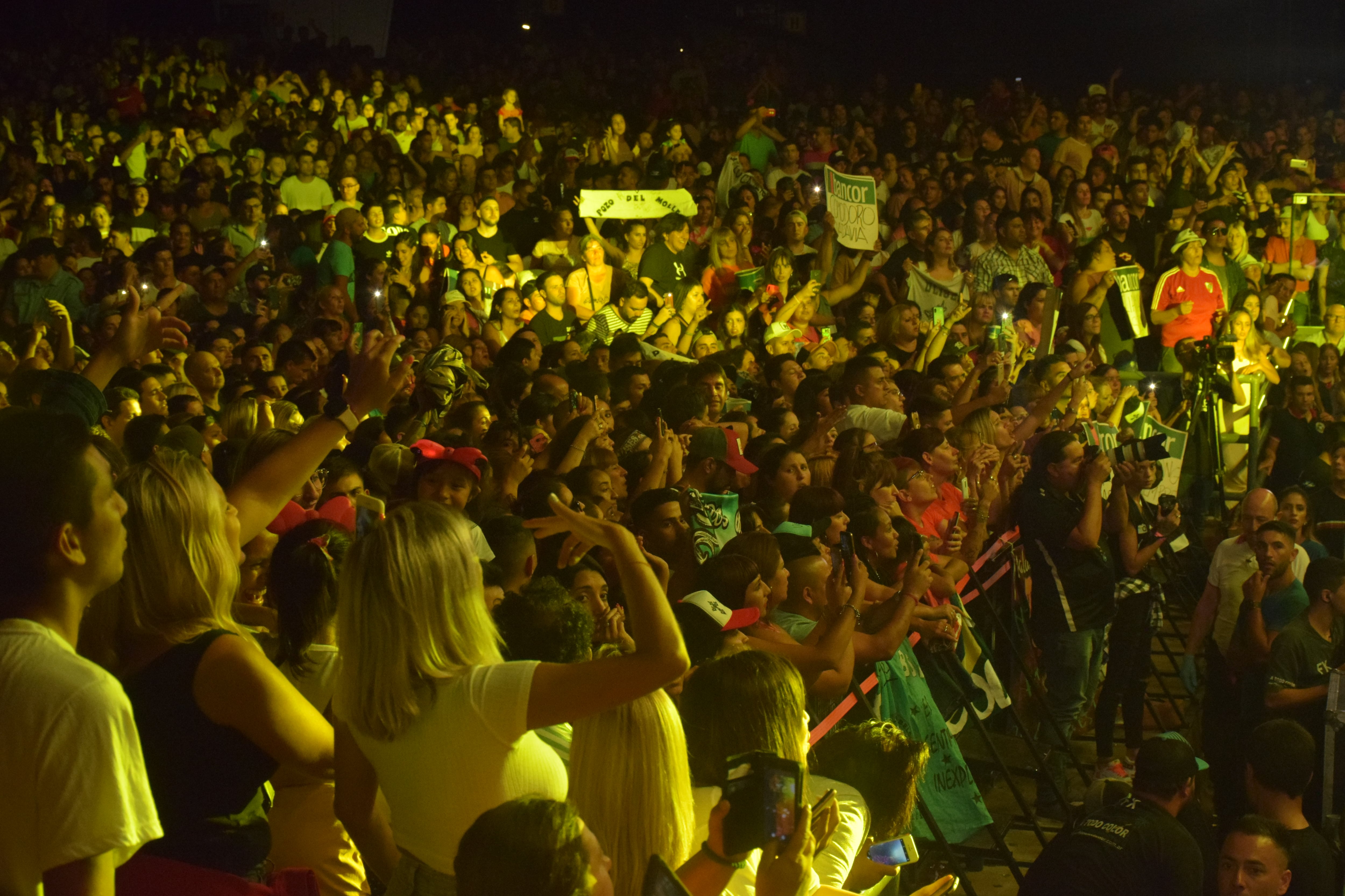 El cuarteto se lució en una noche de oro para el Festival de Peñas. Foto: Dahy Terradas/Eldoce.tv