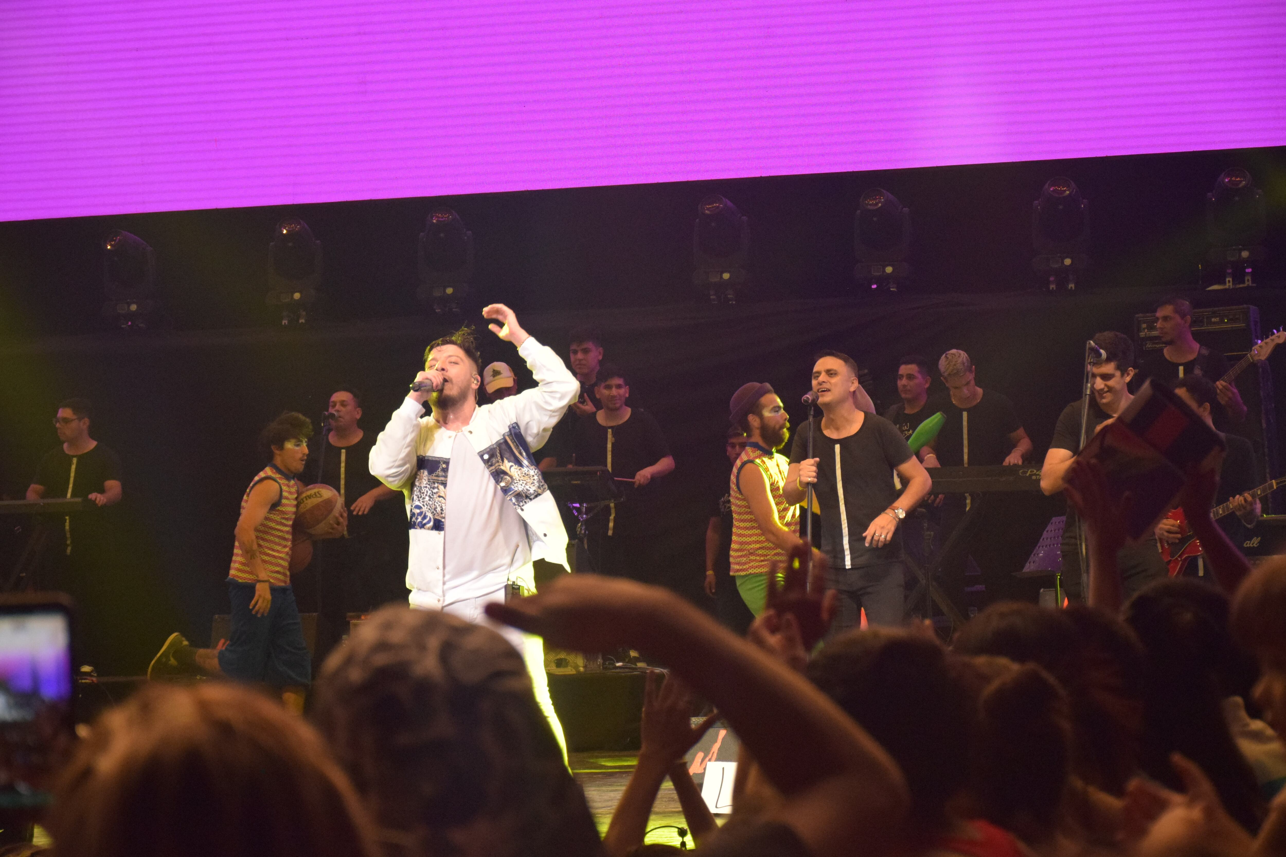 El cuarteto se lució en una noche de oro para el Festival de Peñas. Foto: Dahy Terradas/Eldoce.tv