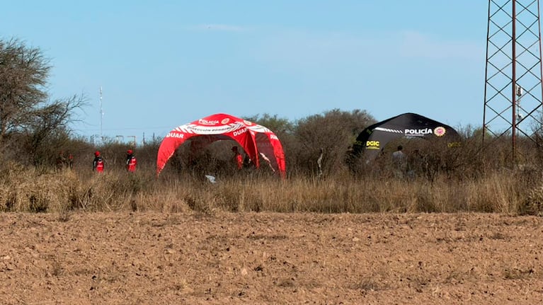 El cuerpo decapitado fue encontrado en la zona sur de la ciudad de Córdoba. Foto: Mateo Lago / El Doce.