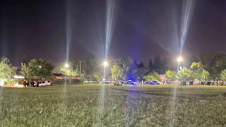 El cuerpo estaba semienterrado a pocas cuadras de su casa.