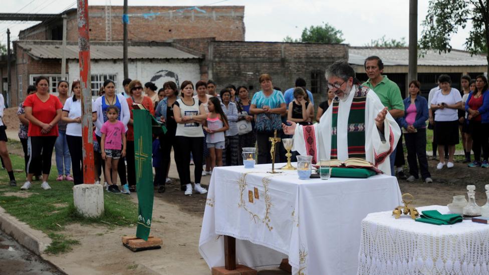  El cura fue encontrado sin vida en el interior de la parroquia.