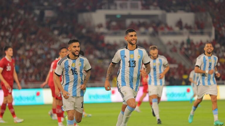 El Cuti, feliz con el segundo gol de su carrera en la Selección.