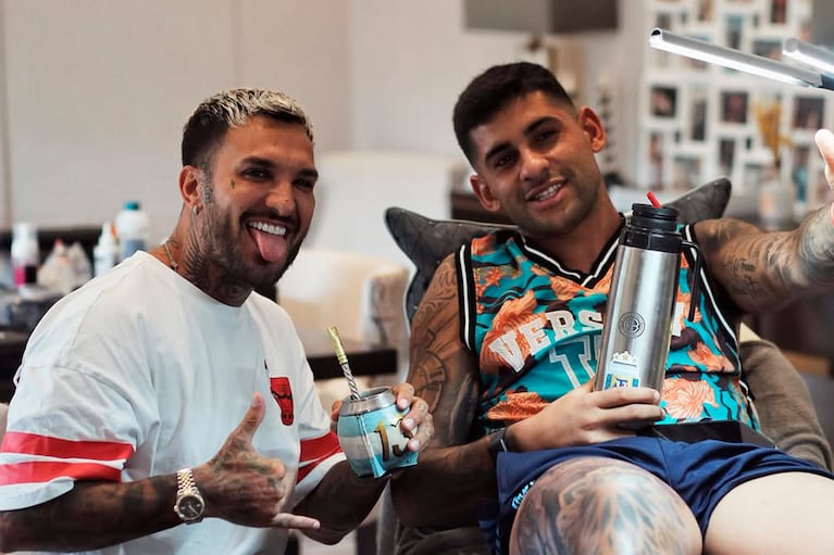 El Cuti Romero se tatuó a su hija.