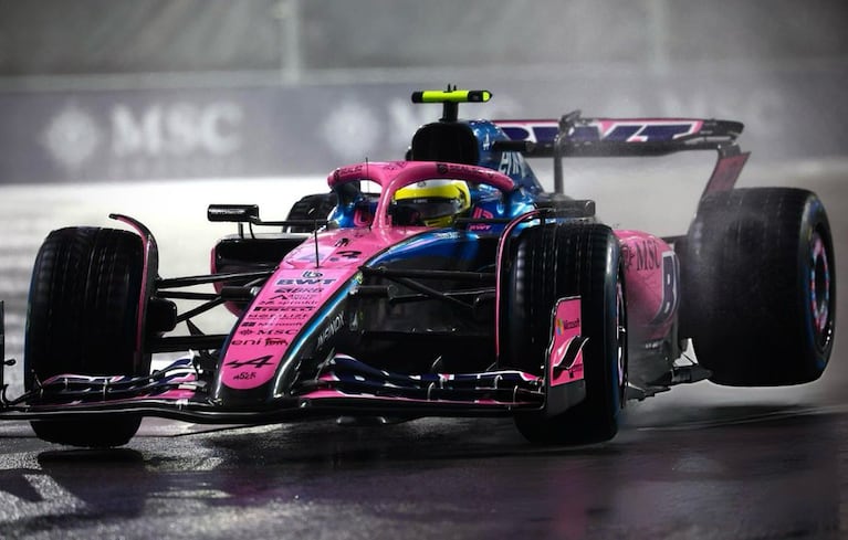 El de Pilar culminó una buena qualy en una pista muy complicada por la lluvia.