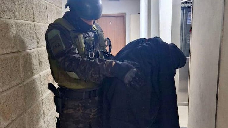 El dealer vendía en el domicilio y también en otros puntos del centro.
