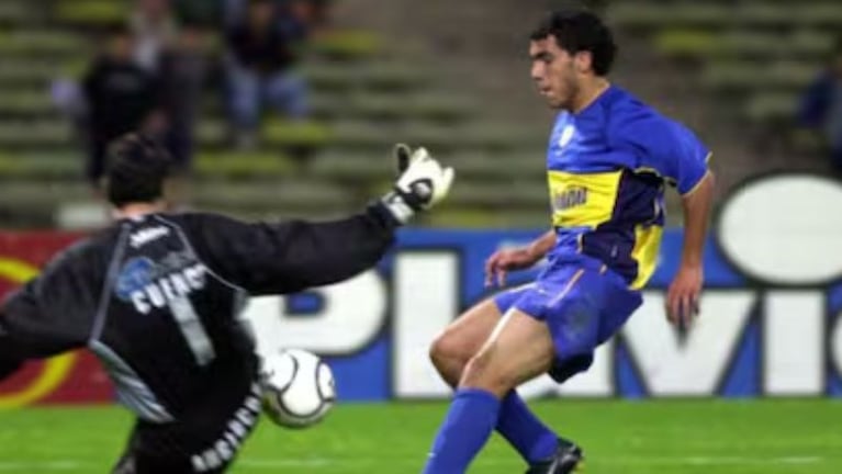 El debut de Tevez fue ante Talleres.