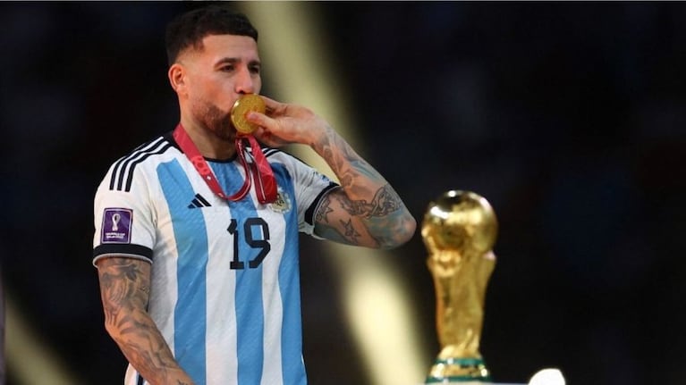 El defensor de la Selección se despidió con una conmovedora carta.