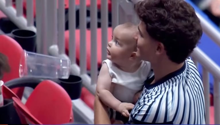 El delantero argentino  se reencontró con su pequeño hijo, Amadeo.