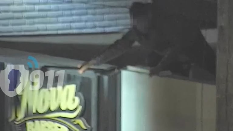 El delincuente fue visto por las cámaras del 911.