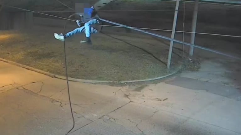 El delincuente fue visto por las cámaras del 911.